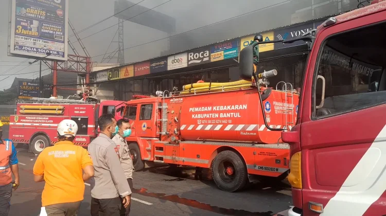 Kebakaran Toko Bangunan & Elektronik di Berbah, Dua Karyawan Meninggal Dunia