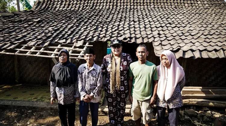 Aji Dapat Rumah Layak Huni, Pemkab Gunungkidul dan BAZNAS Jamin Pengobatan