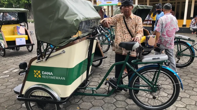 Pemkot Yogyakarta Tergetkan Konversi Bentor ke Becak Listrik Rampung Tahun 2027