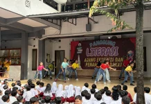 Panggung Literasi SDN Ungaran 1 Menginspirasi