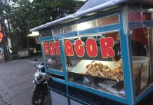 Batagor Crispy Babarsari Bertahan di tengah Tantangan