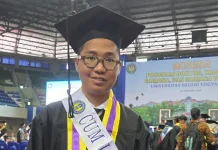 Muis Dela Pondesta, Mahasiswa UNY Penyandang Autisme Peraih Predikat Cumlaude
