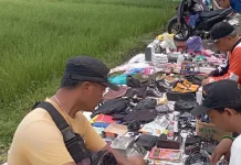 Eksistensi Pasar Klithikan di tengah Modernitas