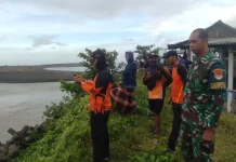 Tim SAR Gabungan Lakukan Pencarian Anak Tenggelam di Muara Sungai Serang Glagah