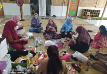 Kreativitas Ramadhan: Limbah Disulap Jadi Hadiah Cantik
