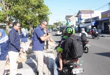 Optimalkan P4GN, BNNK Sleman Bagikan Stiker dan Takjil Gratis