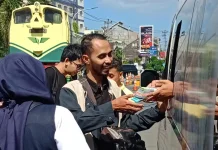 Menarik, Penukaran Paket Uang Baru Disiapkan di Stasiun Yogyakarta
