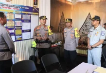 Kapolres Kulon Progo Tinjau Pos Pengamanan Operasi Ketupat Progo 2026