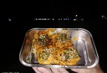 Pedagang Dimsum Alkid Bertahan Setahun di tengah Ramai