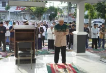 Menyambut Lebaran Masjid Baiturridwan Menggelar Salat Idulfitri