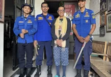 Lebaran Tetap Siaga: Ksatria Biru Yogyakarta Amankan Ular di Kediaman Sang Maestro