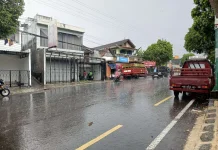 Selalu Waspada, Potensi Hujan Hari Ini Plus Petir dan Angin Kencang di DIY