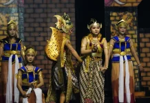 Meriah, Reog Satria Naga Budaya Kala Mentas di Trirenggo
