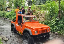 Menjelajah Eksotisme Desa Wisata Palgading dengan Jeep Menguji Adrenalin