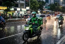 Ini Alasan, Mengapa Ketika Hujan Sulit Mencari Ojek Online