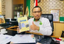 Kanwil Kemenag DIY Tandai Pembagian SK PNS dengan Peluncuran Buku