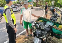 Tak Kuat Menanjak, Truk Tabrak Motor di Tikungan Bokong Semar Bantul