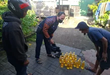 Berantas Miras Ilegal, Polres Bantul Sita Puluhan Botol Miras di Wilayah Sewon