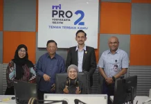 Berdiskusi tentang dunia Penyiaran bersama Ketua KPID Aceh