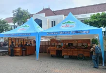 Ekonomi Sempat Mandeg, Eks Pengelola Parkir Senopati Rintis Usaha Angkringan