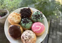 Donat Mini Warna-Warni, Camilan Favorit, Praktis dan Menggemaskan
