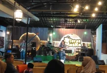 Jaga Nyala Musik Legendaris, Komunitas Pecinta Koes Plus Berkumpul di Yogyakarta