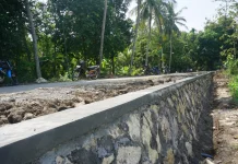 Satgas TMMD dan Warga Berhasil Tuntaskan Pembangunan Talud Jalan di Kwarakan