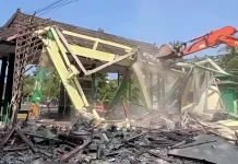 40 Tahun Berdiri, TPR Lama Parangtritis Akhirnya Dirobohkan