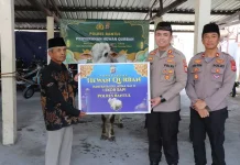 Wujud Syiar Islam, Polres Bantul Serahkan 16 Hewan Kurban