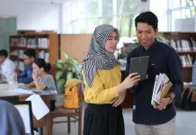 Upaya UGM Mempertahankan Koleksi Buku di Era Digital