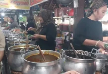 Pasar Ngasem Ramai Dikunjungi saat Libur Iduladha, Jenang Yu Jumilah Jadi Favorit