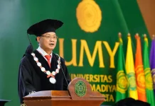 Rektor UMY: Masuk Dunia Kerja Tidak Hanya Soal IPK