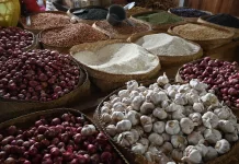 Harga Bawang Merah Turun, Cabai Merah Justru Naik di Pasar Imogiri Bantul