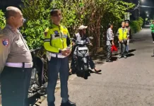Bhabinkamtibmas Baciro dan Polsek Gondokusuman Mengamankan Lampah Ratri