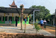Warga Bakungan Gotong Royong Sambut Pengajian Akbar
