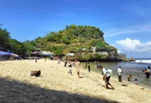 Pantai Nguyahan, Pesona Wisata Kala Momentum Libur Sekolah