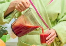 Waspadai Jus Buah Pemicu Asam Lambung dan GERD Berulang
