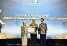 Komitmen Hadirkan Pelayanan Berkualitas, Kemenkum DIY Diganjar Penghargaan WBBM