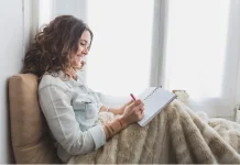 Journaling Jadi Cara Sederhana Kelola Emosi Setiap Hari