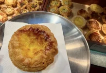 Egg Tart Original Perpaduan Kulit Super Crispy dan Isian Creamy yang Memikat