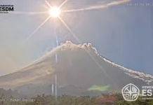 Gunung Merapi Luncurkan Dua Kali Awan Panas Guguran, Mengarah ke Barat Daya