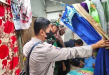 Kunjungan Bhabinkamtibmas untuk Pemeriksaan Kesehatan Lansia
