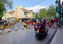 Libur Sekolah, Permintaan Foto Berkostum Adat di Malioboro Meningkat
