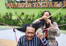 Penyebab Munculnya Uban di Usia Muda
