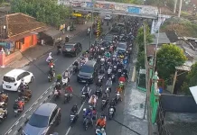 Hari Pertama Masuk Sekolah, DIY Cerah Berawan Sepanjang Hari