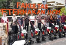 Produsen Traktor Serahkan Hibah Alsintan untuk Fapet UGM
