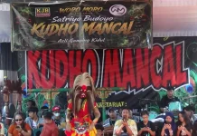 Paguyuban Jathilan Satriyo Budoyo  Kudho Mancal Pukau Warga Gamping