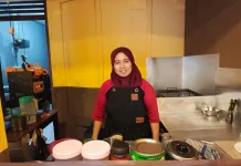 Kisah Sumiatun Hadirkan Cita Rasa Otentik Nasi Lemak Malaysia di Yogyakarta