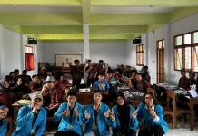 KKN Sadana Gunungpring STMM menggelar lokakarya "Lukis Kariermu di Canva-mu!".