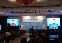 Gelar Pertemuan Regional, Ribuan Saksi Yehuwa Angkat Pesan Damai dan Bahagia